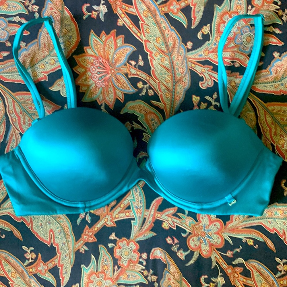 Victoria’s Secret 34b strapless \ versatile straps bra teal